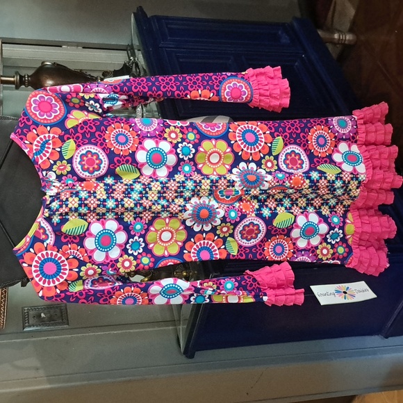 Country Daisies dress - Picture 3 of 7